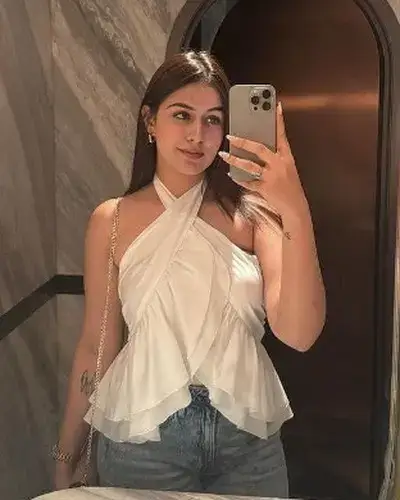 Escorts In Pirawa